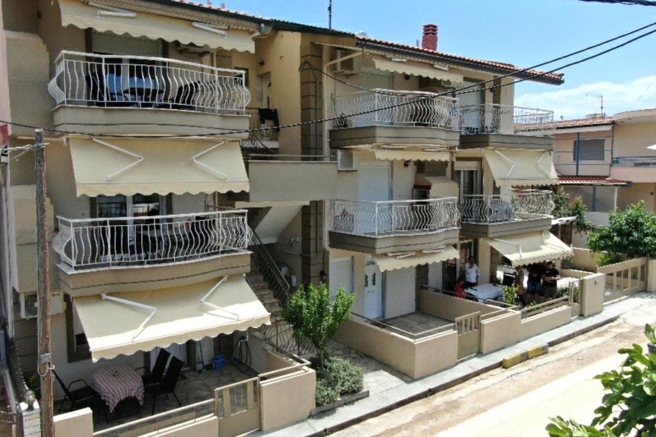 Ofrinio Central Apartments Exterior foto