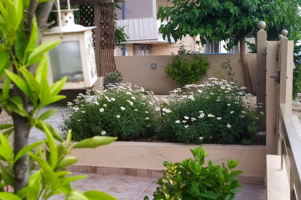 Ofrinio Central Apartments Exterior foto