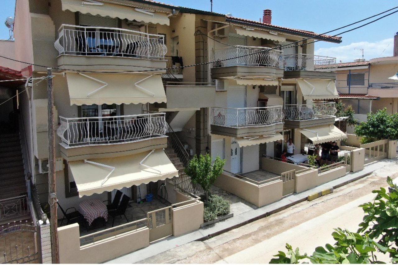 Ofrinio Central Apartments Exterior foto